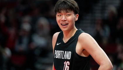 九游电脑版-改年龄不是2岁而是4岁？张涵泊和杨瀚森同届 打过19年U15全国预赛